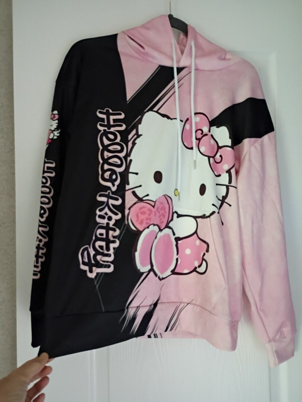 Hello Kitty Hoodie Women's Small Pink Black Graphic Pullover Kawaii Sweatshirt